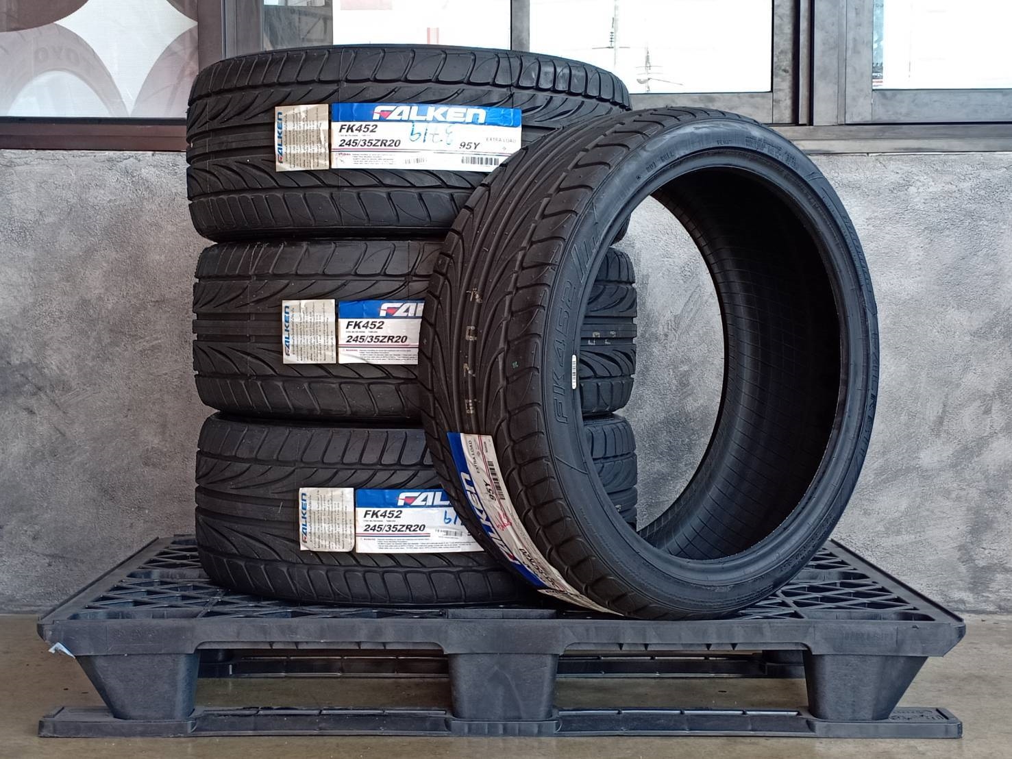 FALKEN 245/35ZR20 FK452 95Y MADE IN THAILAND
