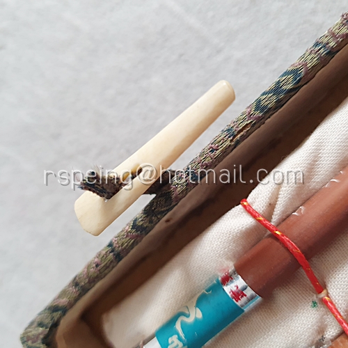 ชุดอุปกรณ์เขียนพู่กันจีนวินเทจ 14 ชิ้น พร้อมกล่อง