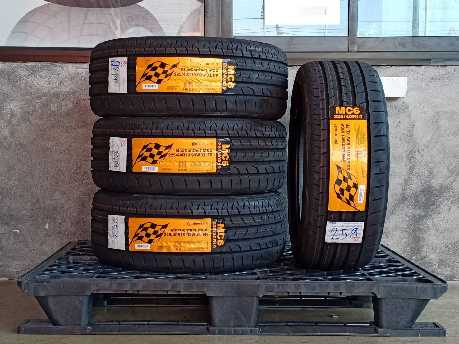 CONTINENTAL 225/40R19 CONTACT MC6 93W XL MADE IN CHINA