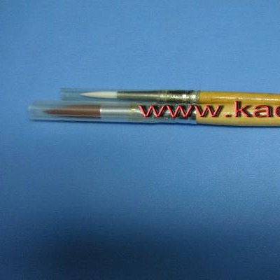 พู่กันปลายกลม (Round brush)