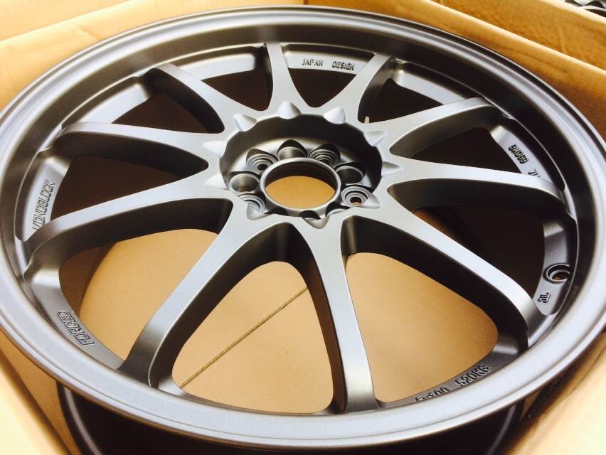 ล้อใหม่ CE28 ขอบ18 ชุด 9800 บาท ปกติ24000