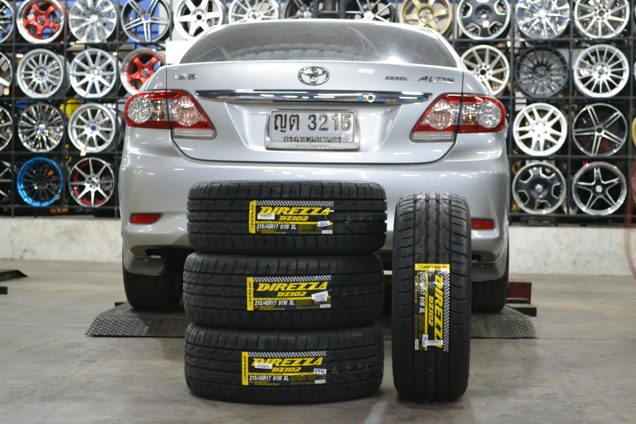 DUNLOP DZ102 235W35S19 เส้น 2900 ปกติ 9000