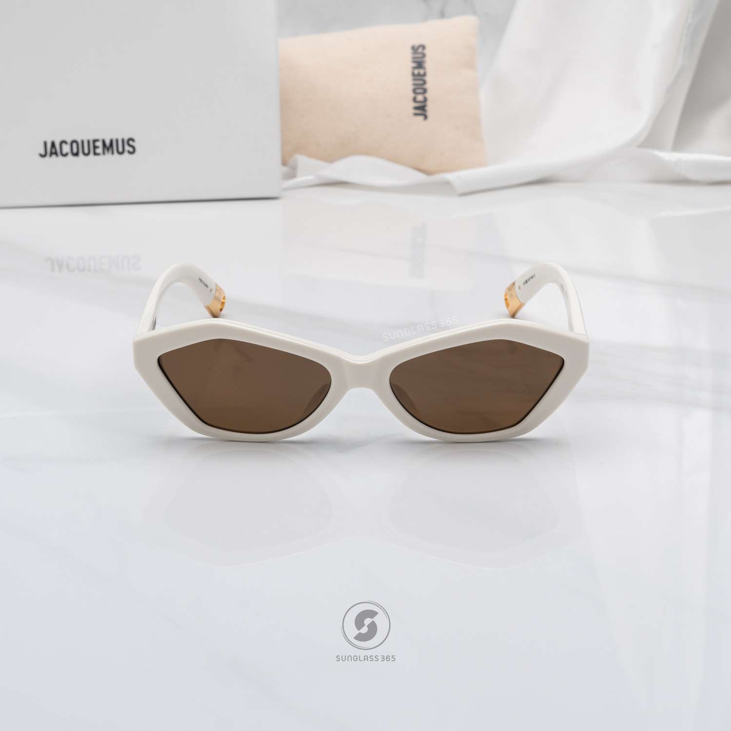 แว่นกันแดด JACQUEMUS BAMBINO JAC42 C3