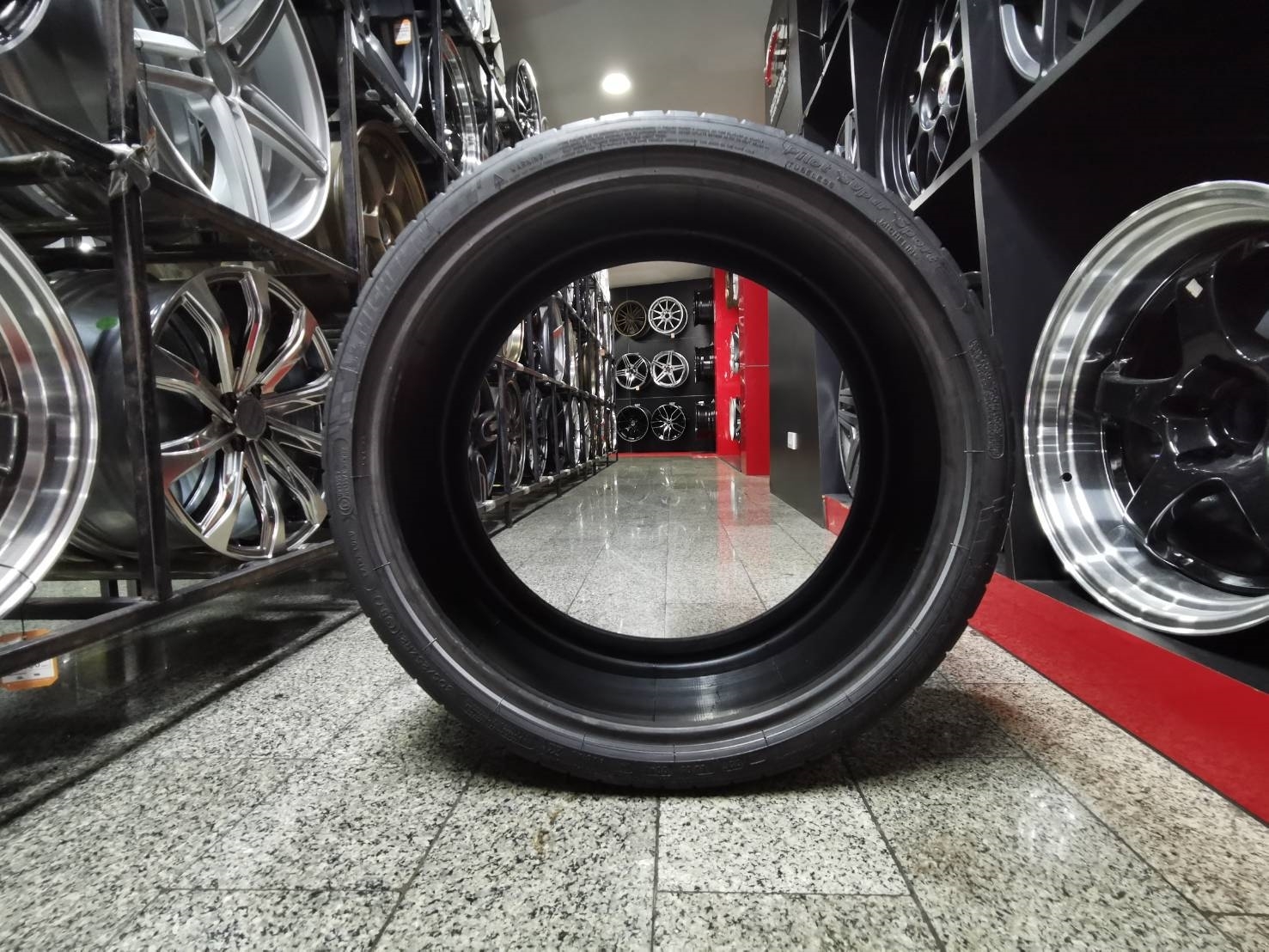 MICHELIN PILOT SUPER SPORT 305/25ZR21 ราคาถูก