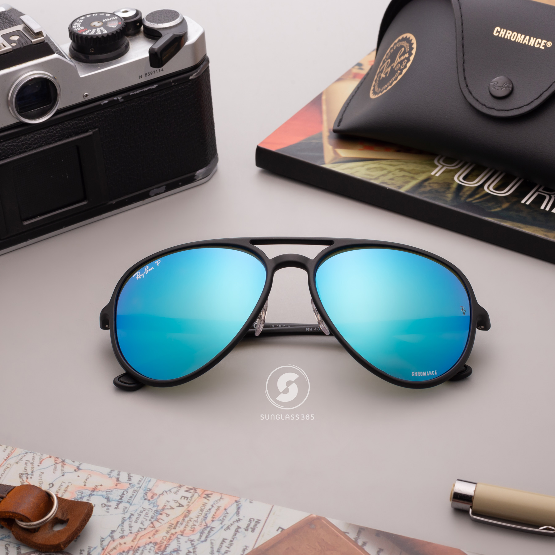 Ray-Ban RB4320CH 601SA1 Green Mirror Blue Polarized
