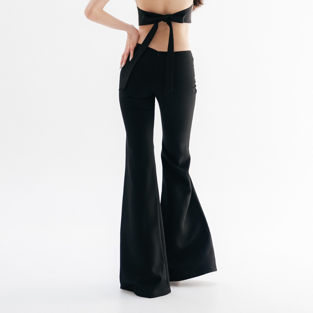 Lism P-035 Low-rise flared pants (กางเกงเอวต่ำ)