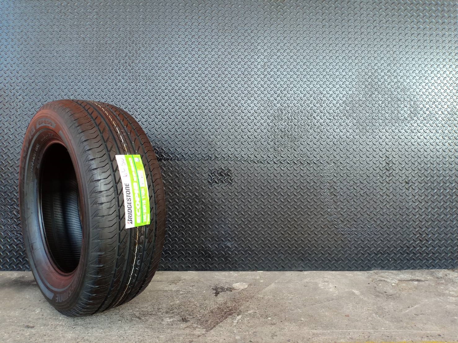 ยางใหม่ BRIDGESTONE ECOPIA EP850 265/60-18 ราคาถูก