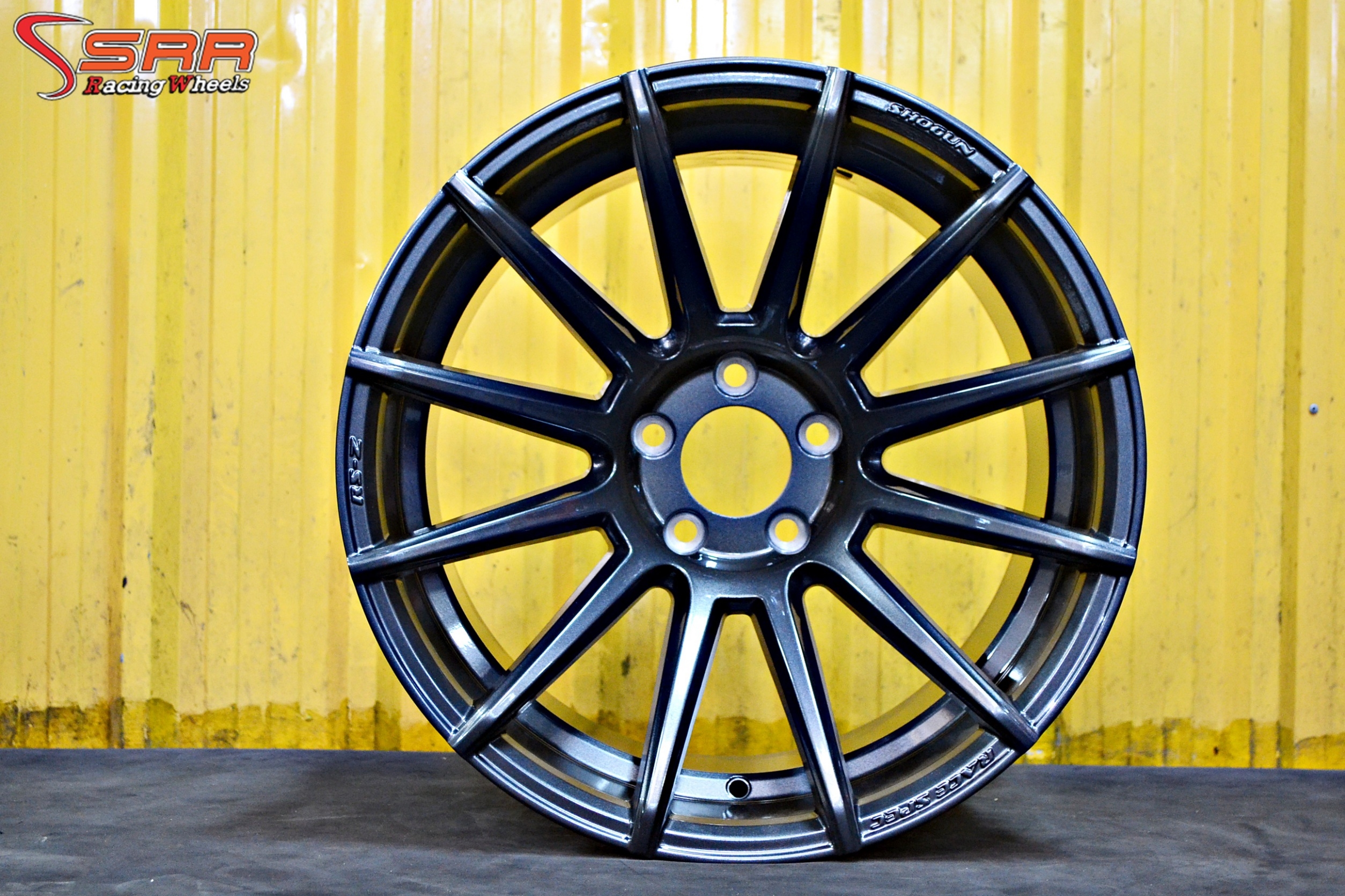 ล้อราคาพิเศษ ADVAV RSZ ขอบ18 ชุด9800 ปกติ 22000