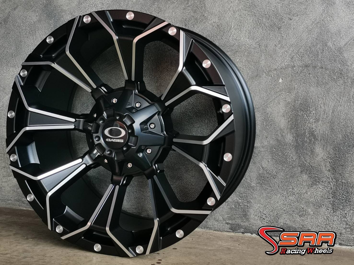 OASIS : LT9 18X9 6X139.7 15 ดำลึงเงา