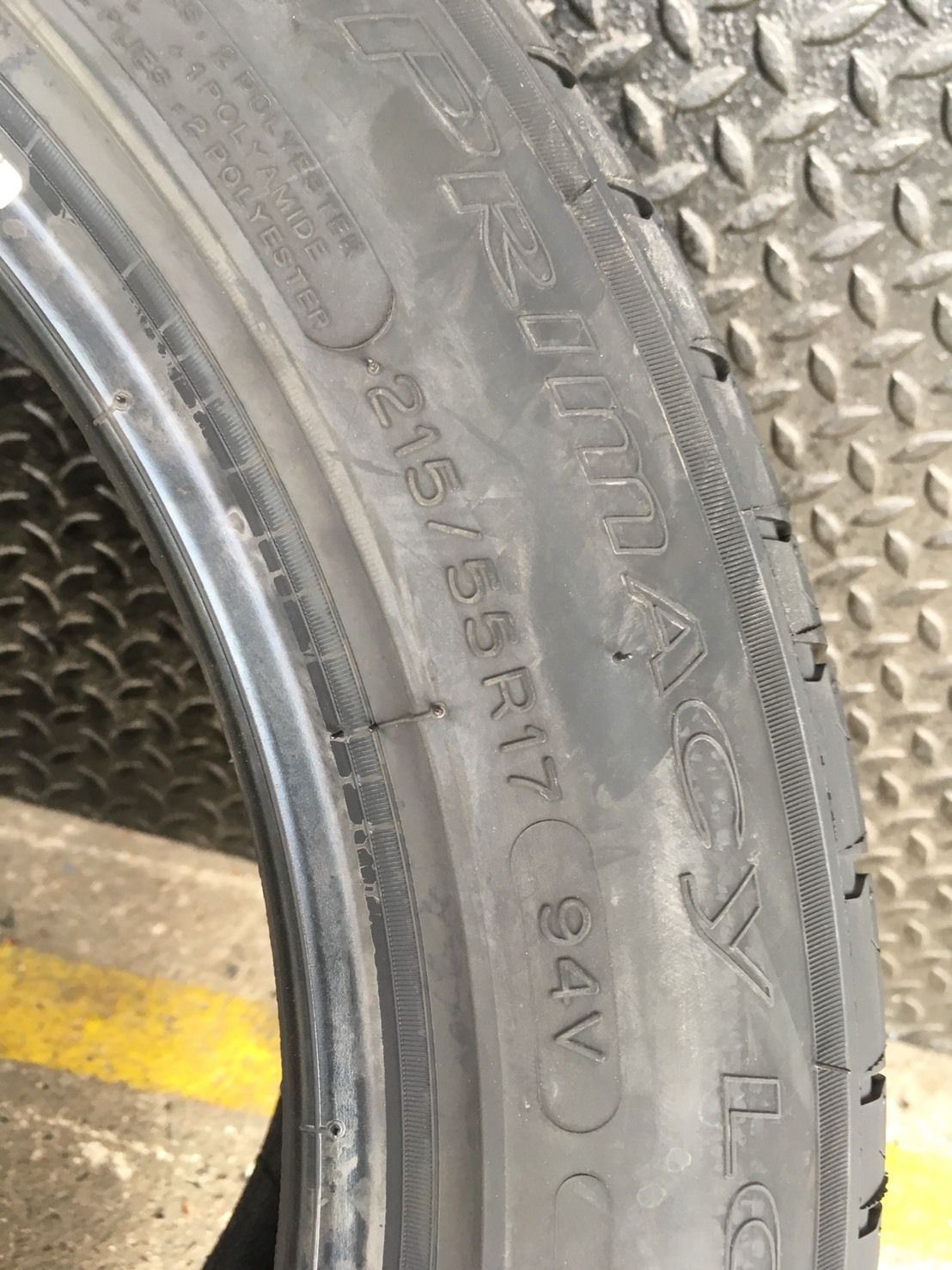 MICHELIN PRIMACY LC 215-55-17 เส้น 3900 ปี 17 ปกติ6000