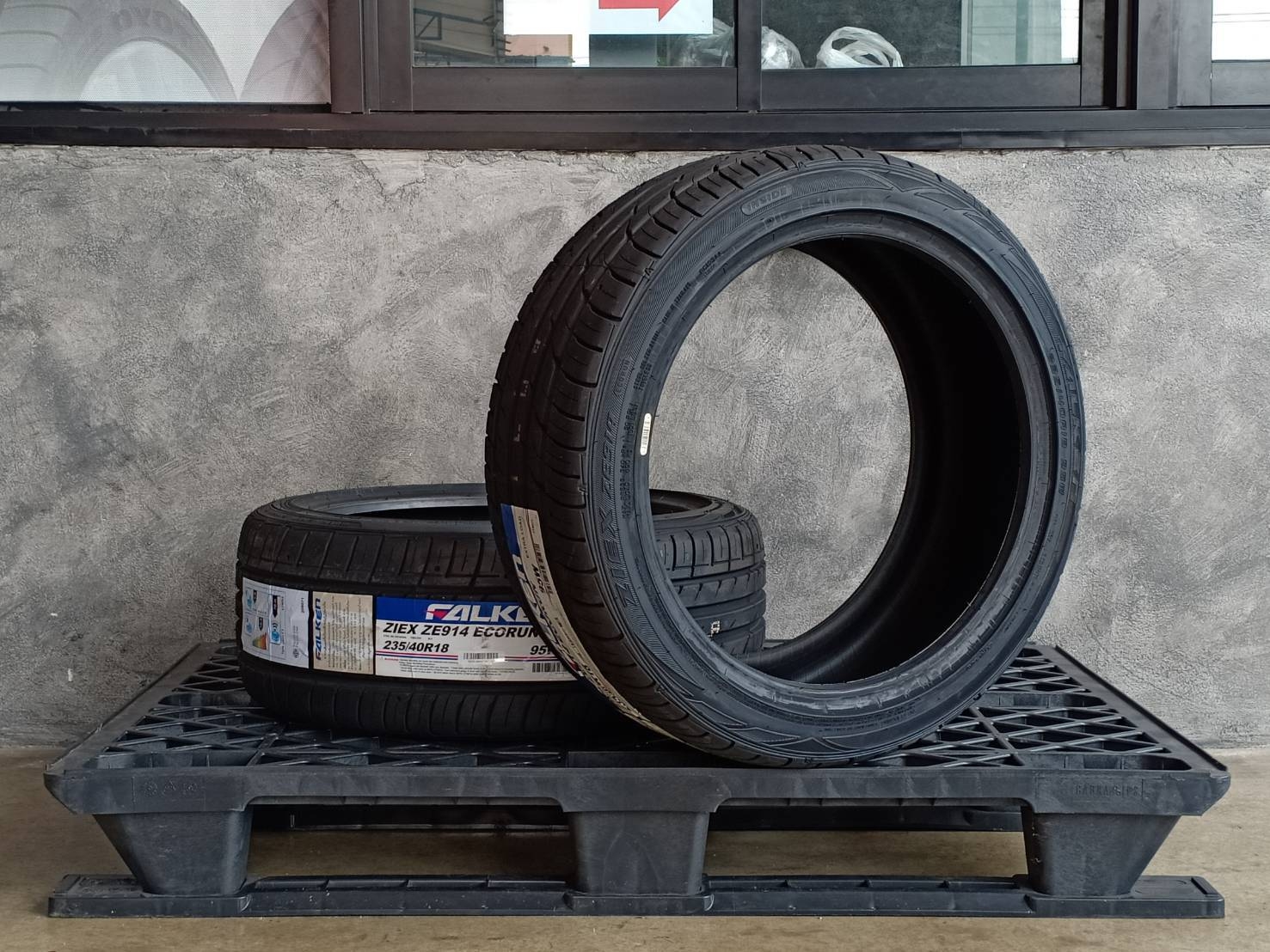FALKEN 235/40R18 ZIEX ZE914 ECORUN 95W MADE IN THAILAND