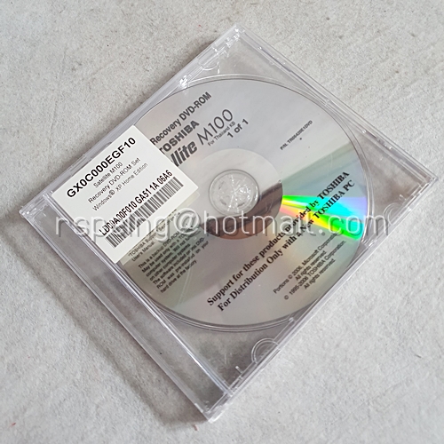 แผ่นซีดีรอม Microsoft Window XP Home Edition Ver.2002 และแผ่น Product Recovery Toshiba Satellite M100