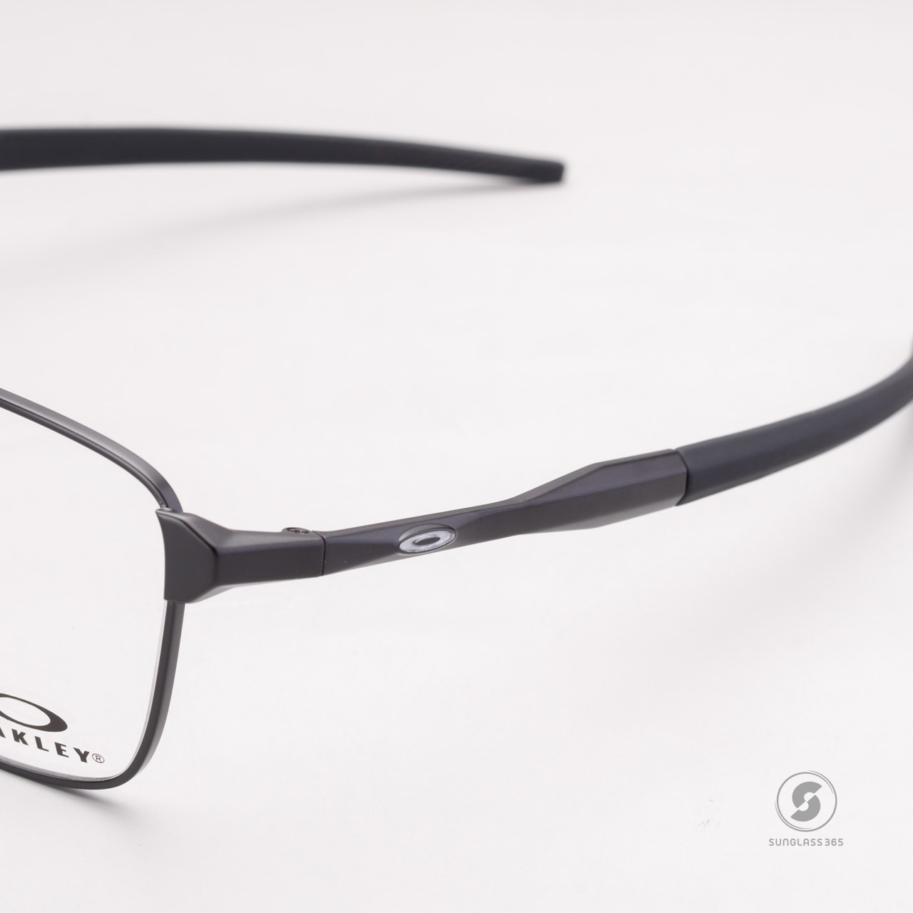 Oakley Dagger Board OX3005-01 Satin Black