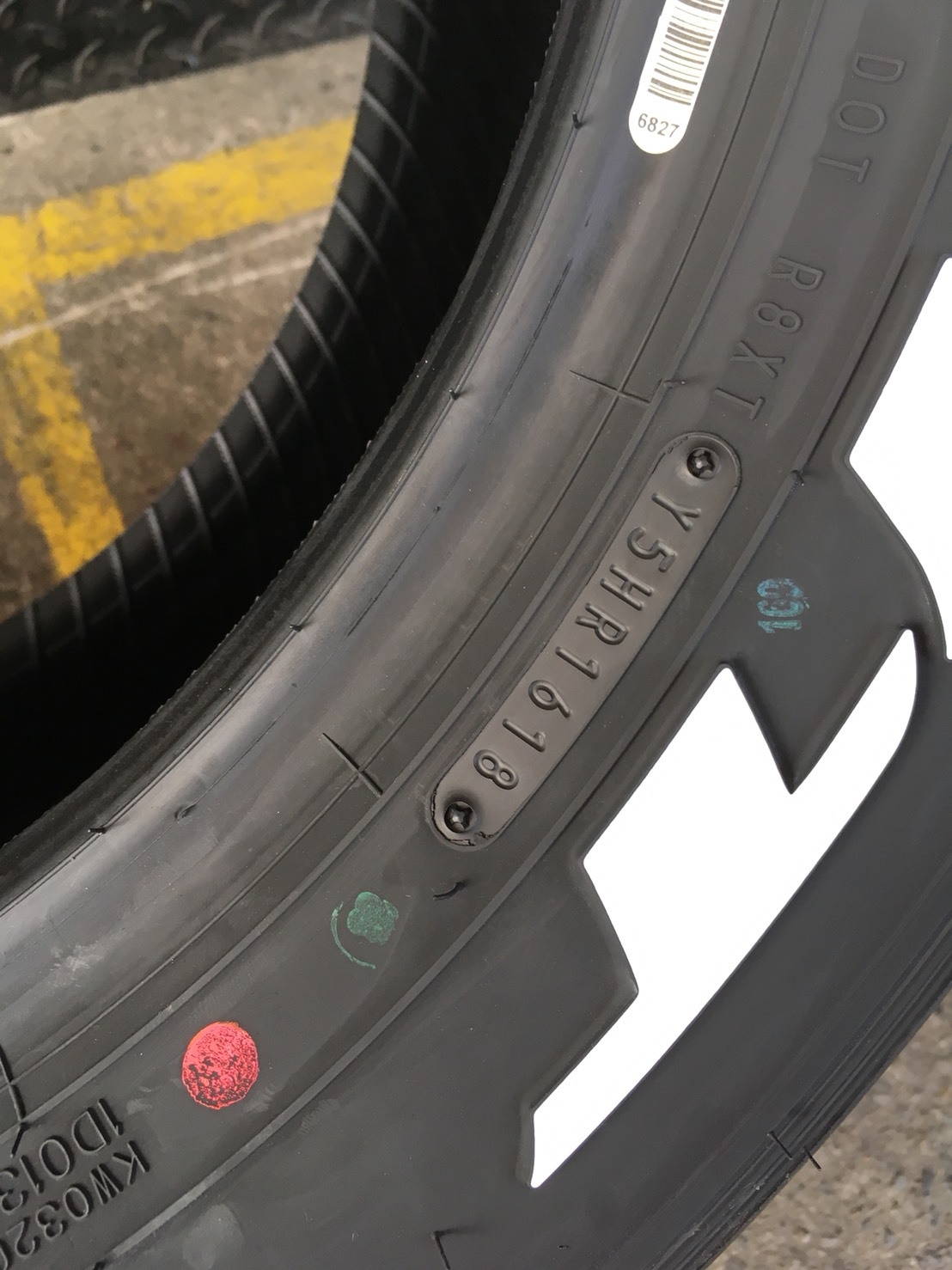 DUNLOP 2GRANDTREK AT25 265-60-18 ปี18 (ตัวหนังสือขาว)