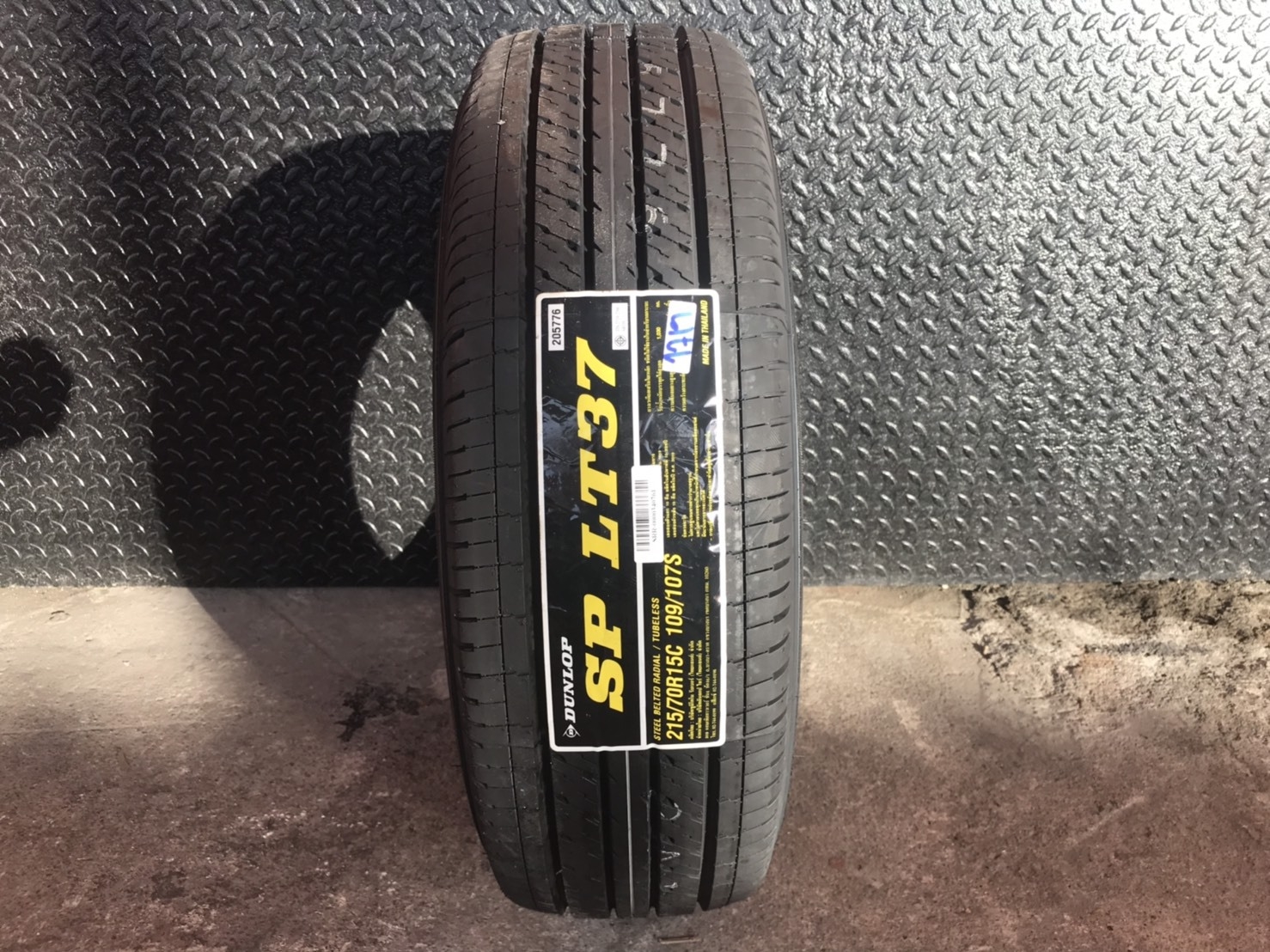#แนะนำยางรถ #ขอบ15 #ราคาสุดคุ้ม DUNLOP SPLT37 215/70R15 ปี19