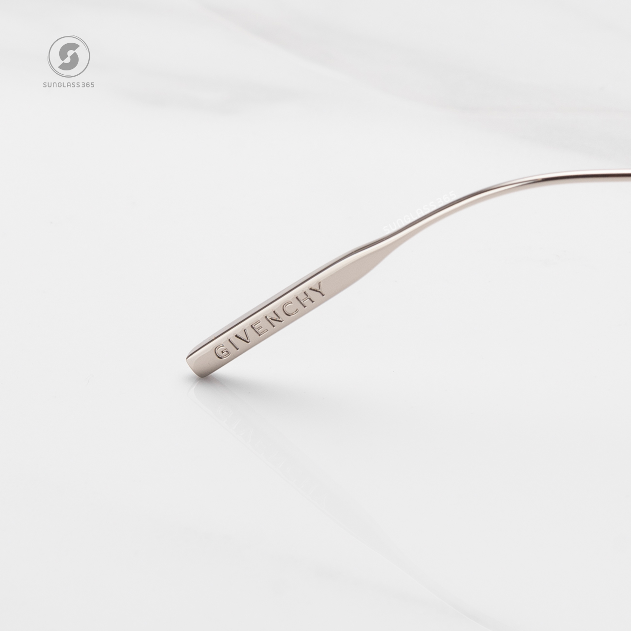 แว่นสายตา Givenchy GV50038U 016