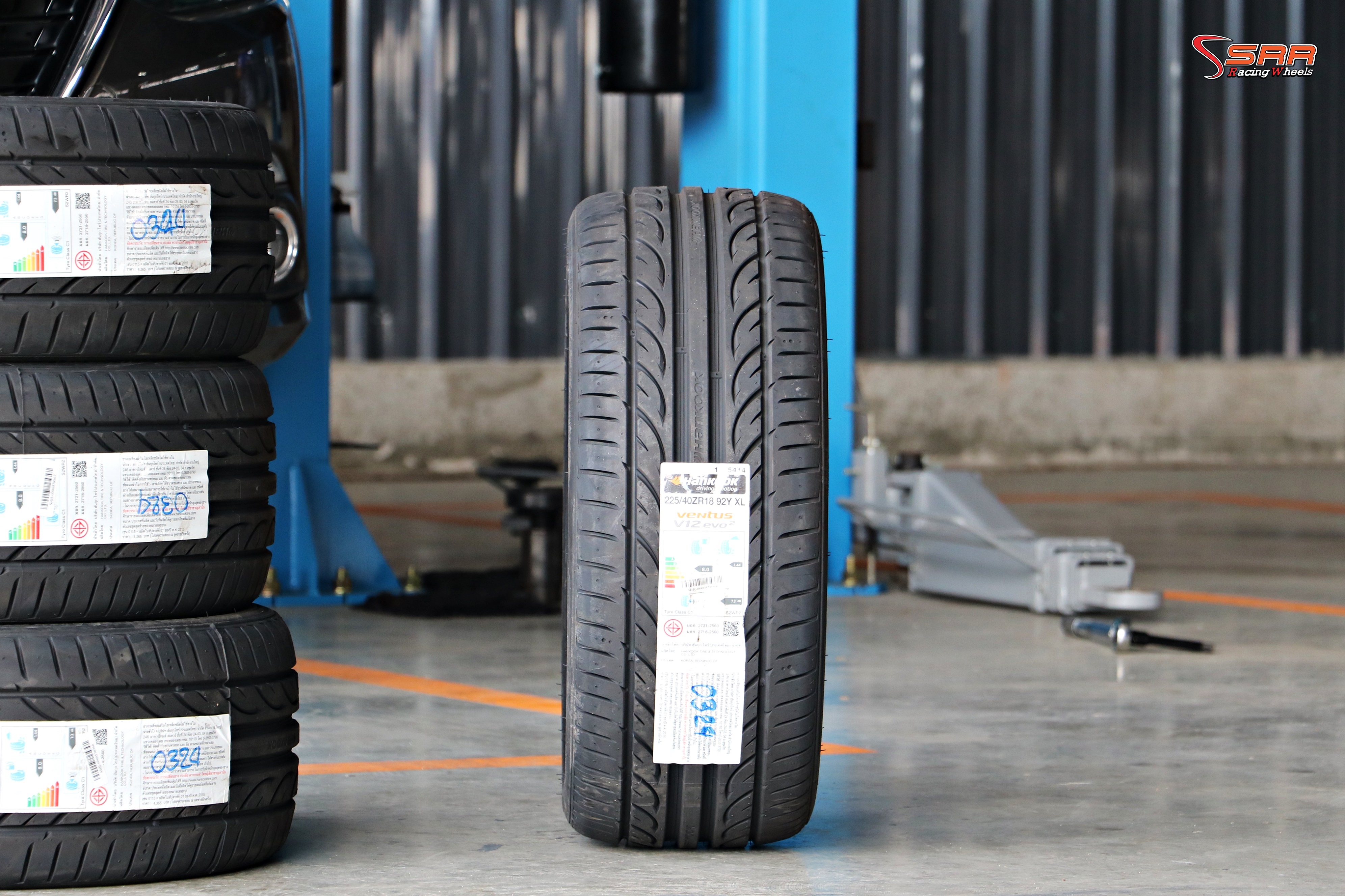 HANKOOK VENTUS V12-EVO2 ขนาด 225/40R18 ปี2024