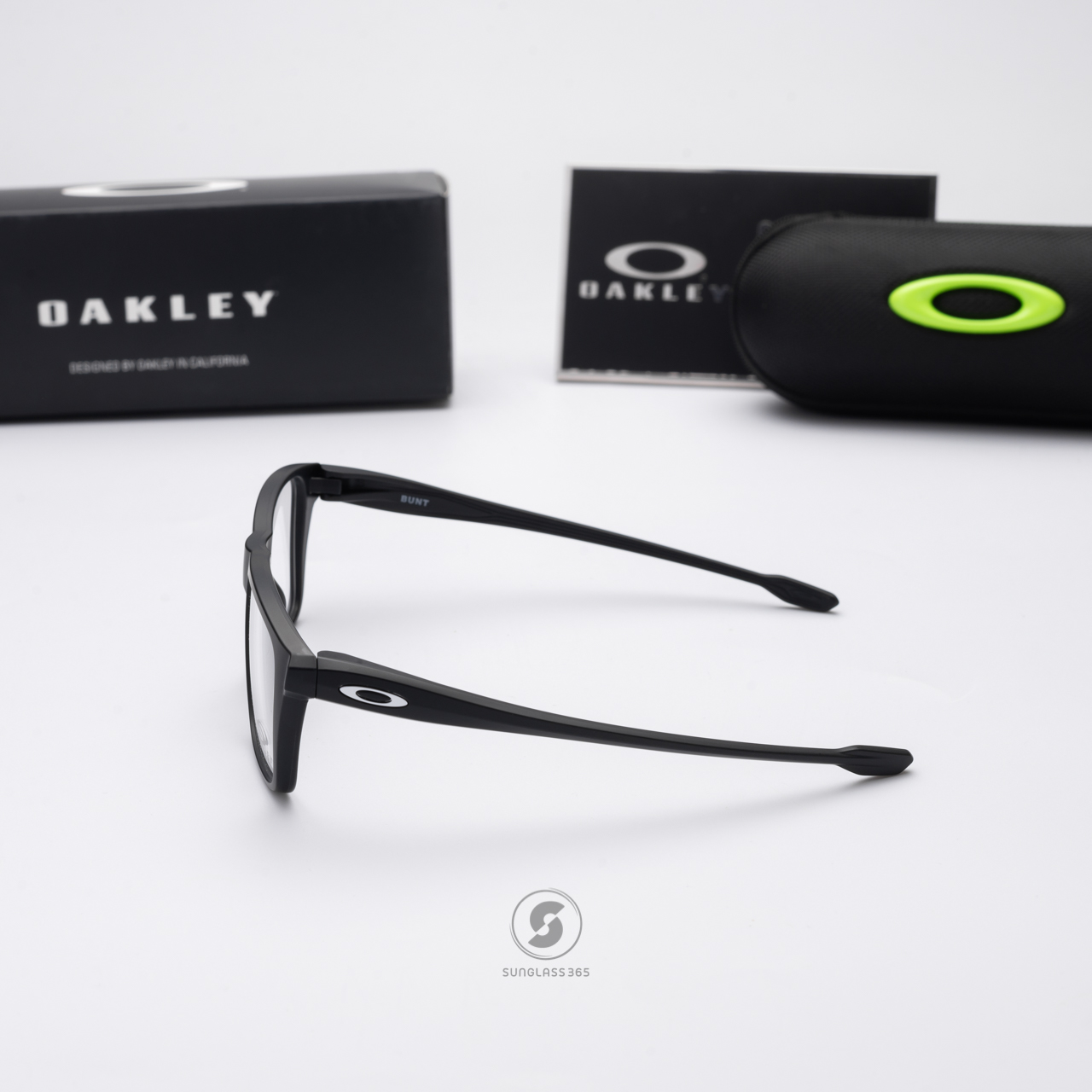 Oakley Top Bunt OY8026-01 Satin Black