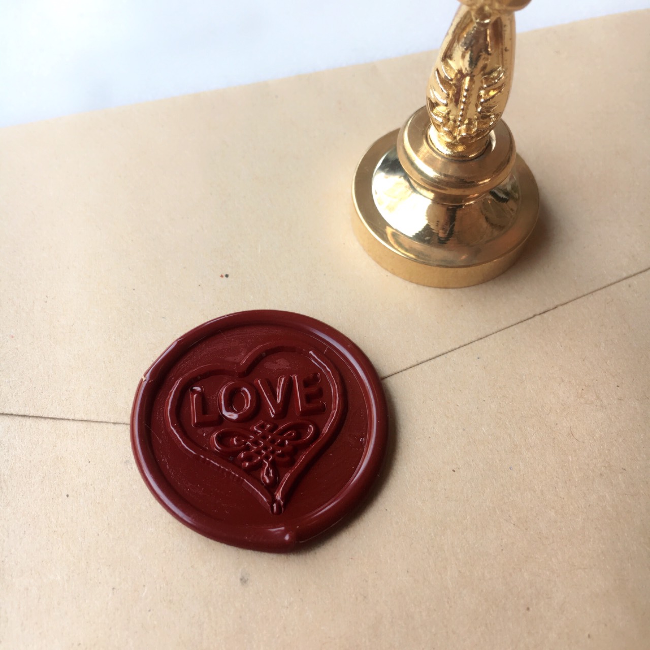 Love ขนาด 2.5 cm.