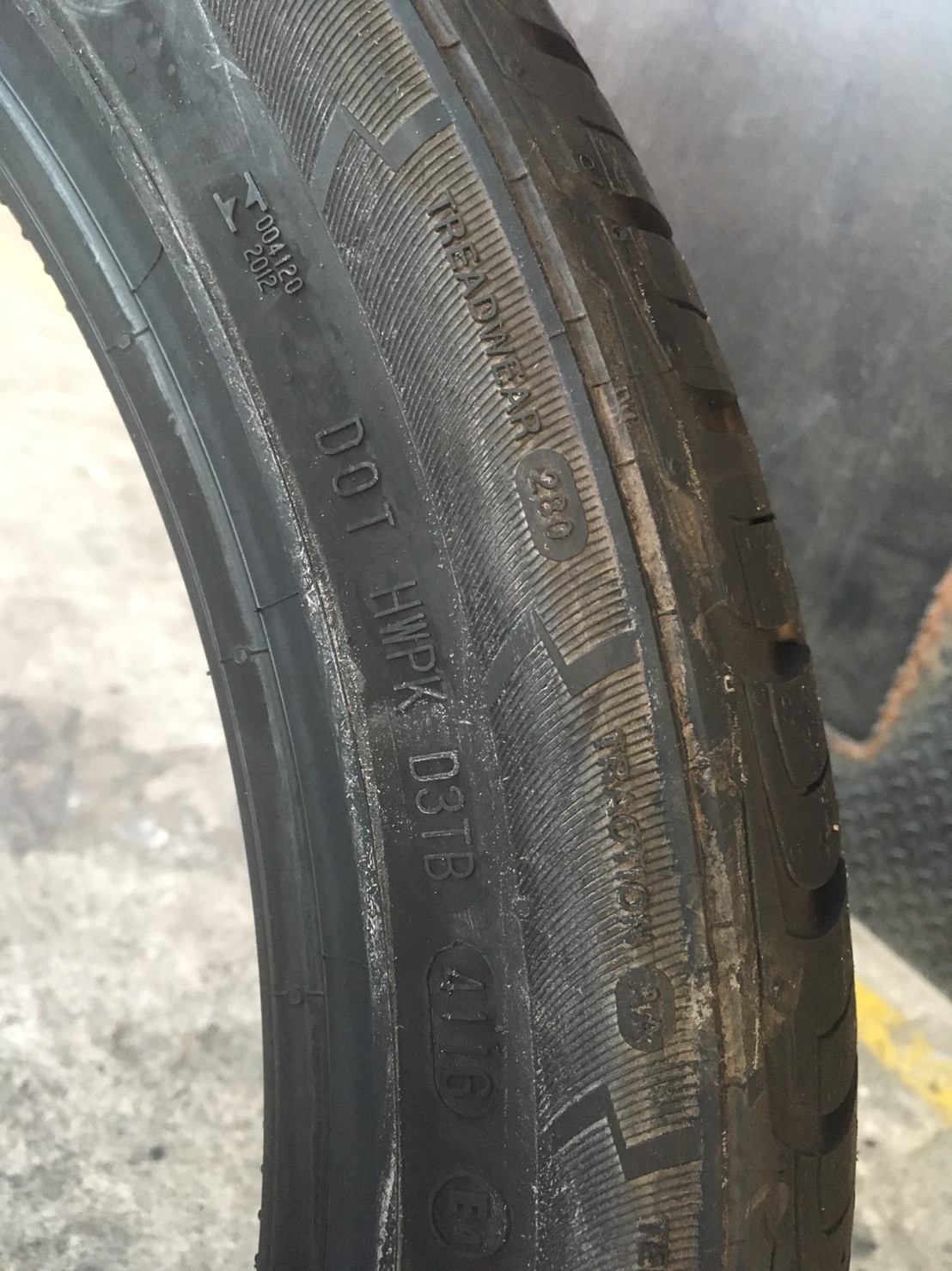 CONTINENTAL CROSS CONTACT UHP 295/35-21 ลดราคาเท่าตัว