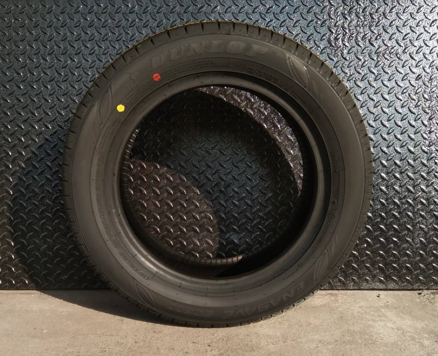 DUNLOP EC300+ 185/60R15 ราคาส่ง