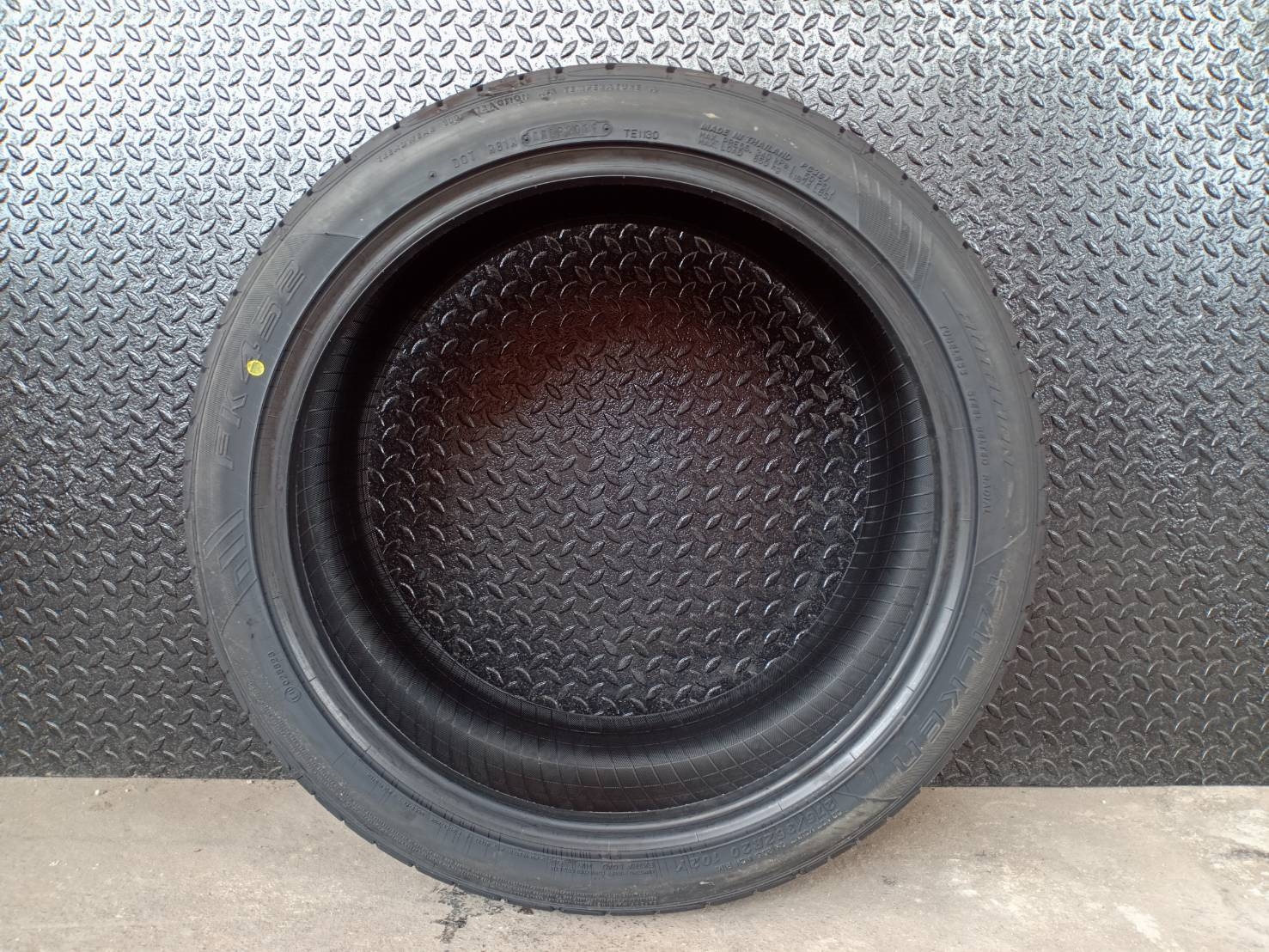 FALKEN 275/35ZR20 FK452 ราคาส่ง