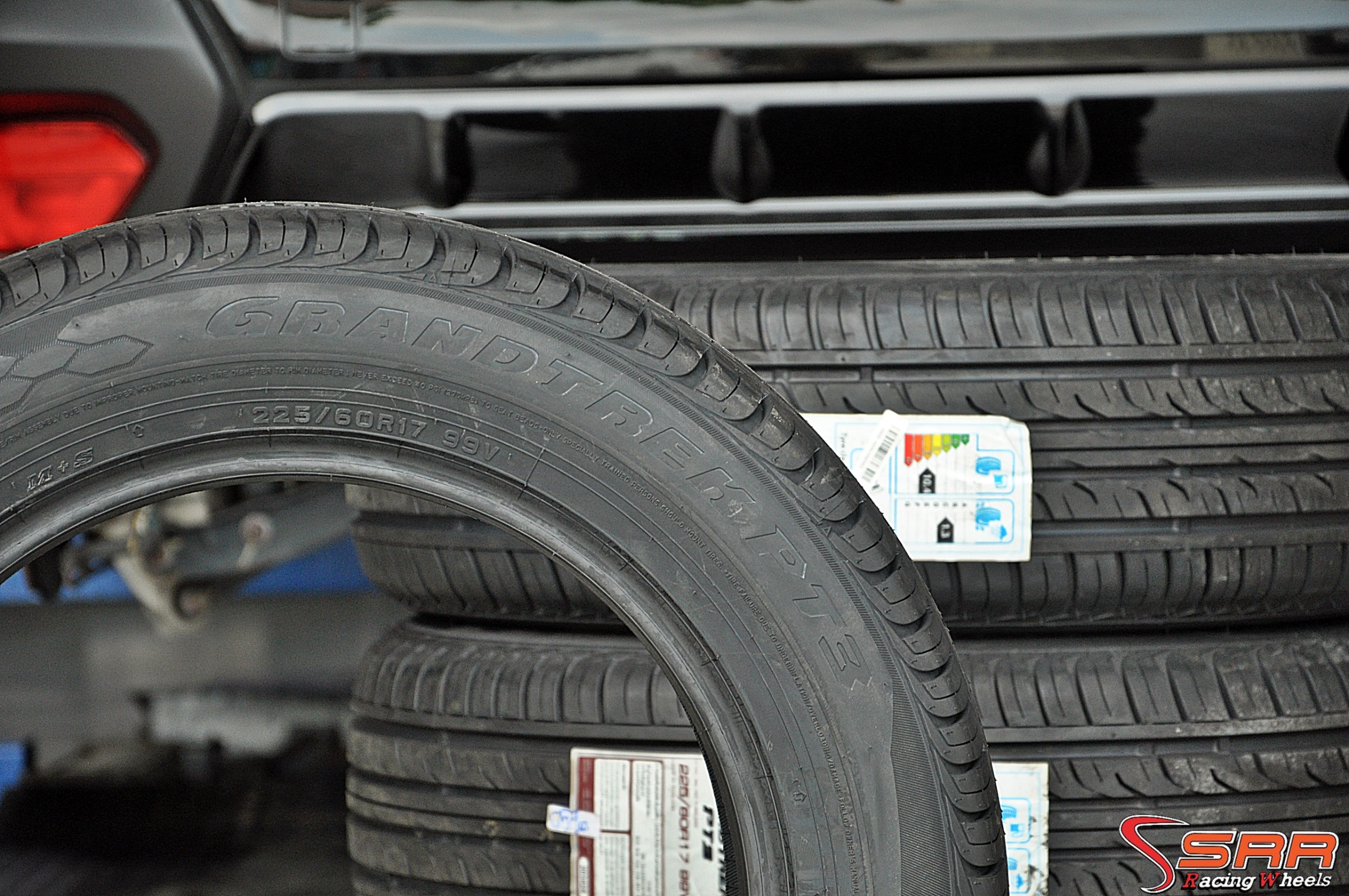 ยางใหม่ DUNLOP PT3 225/60R17 ปี20