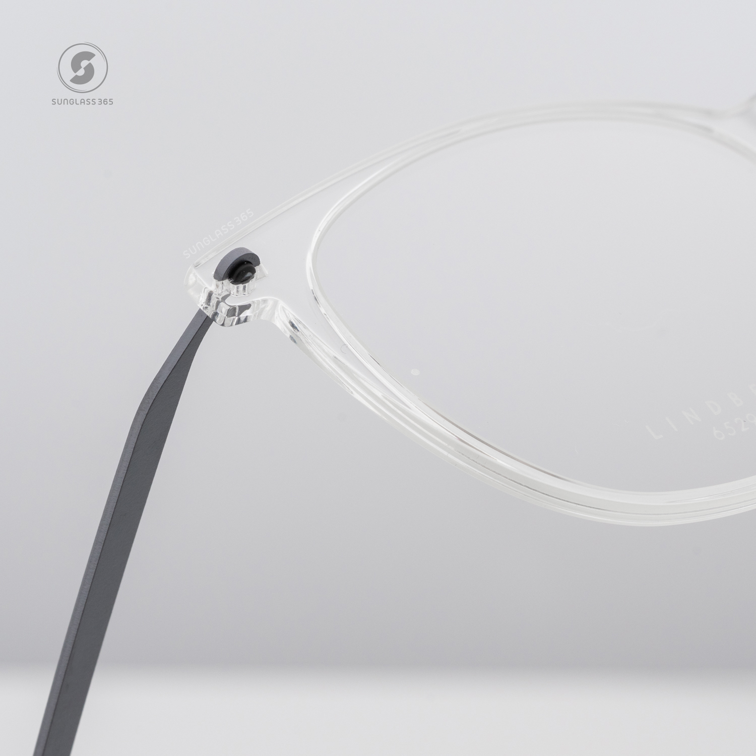 แว่นสายตา Lindberg n.o.w. titanium 021 14B9T 6529 T802 U16