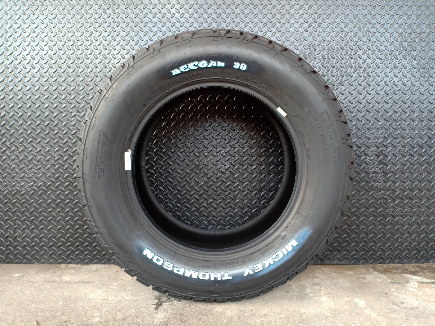 #แนะนำยางรถ #ขอบ18 #ราคาสุดคุ้ม #รถกระบะสายลุย MICKEY THOMPSON DEEGAN 38AT 265/60R18 ปี19 (MADE IN U.S.A)