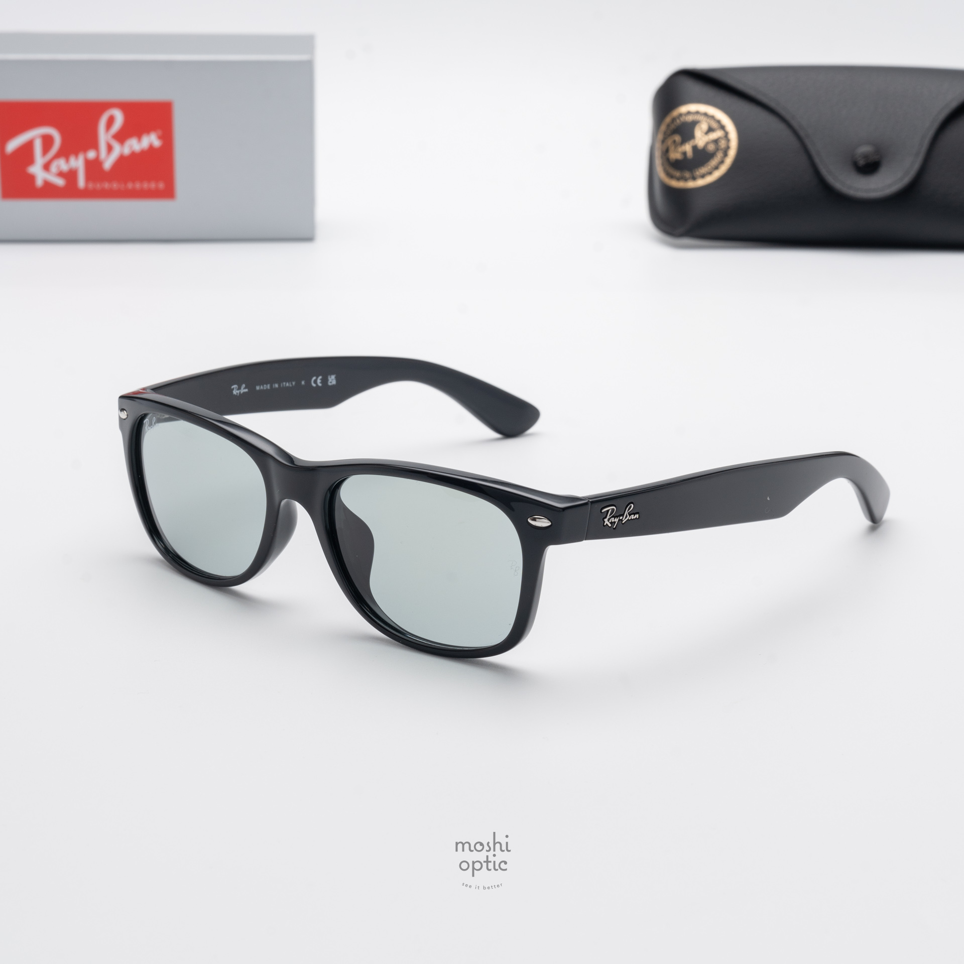 Ray Ban New Wayfarer RB2132F 601/52 Black Green