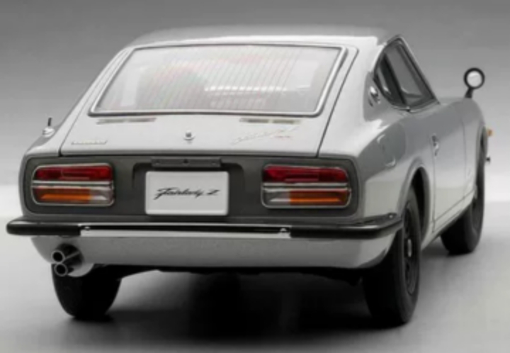 โมเดลรถเหล็ก โมเดลรถยนต์ nissan fairlady z432 2