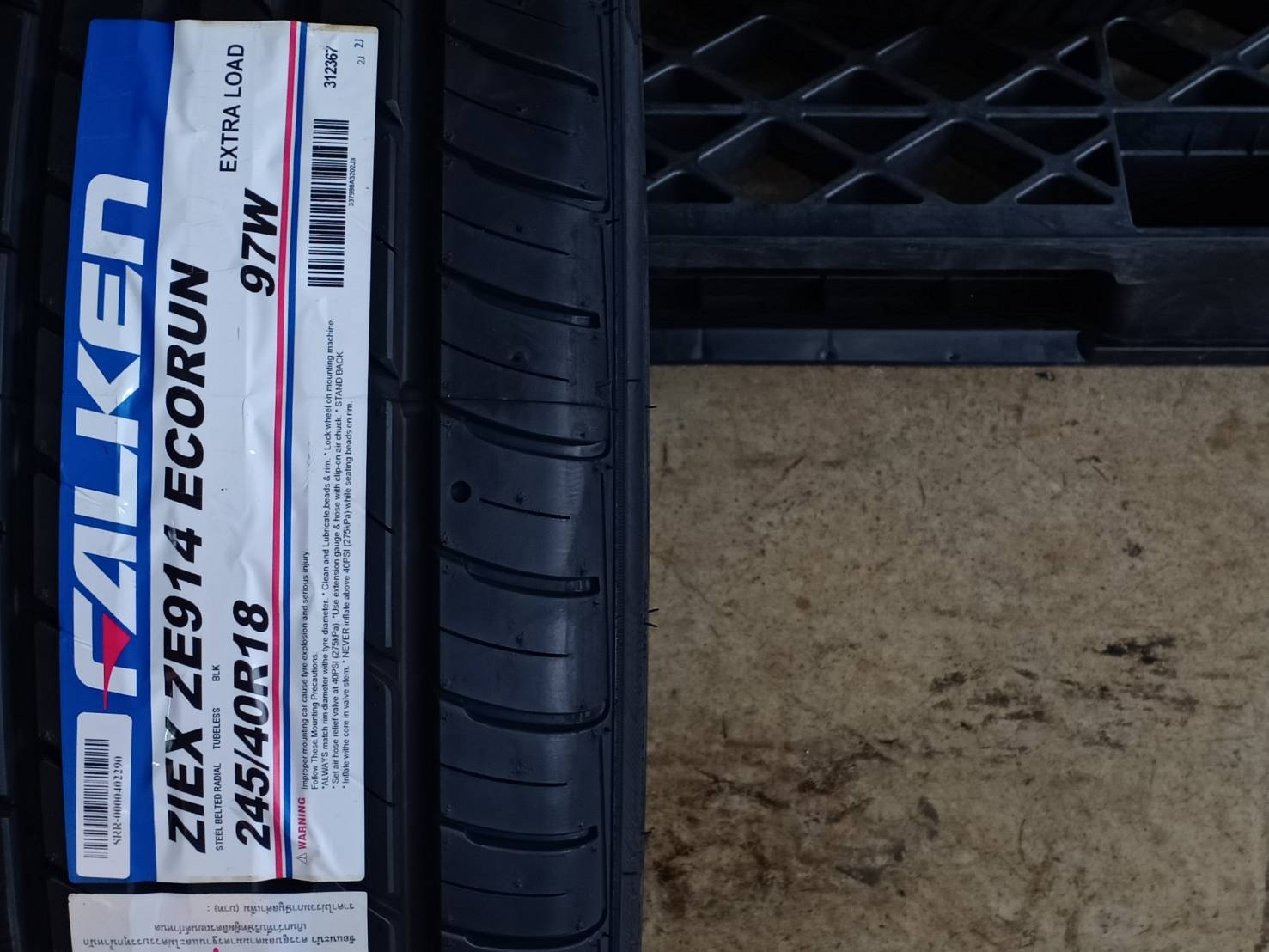 FALKEN ZIEX ZE914 ECORUN 245/40R18 97W THAILAND
