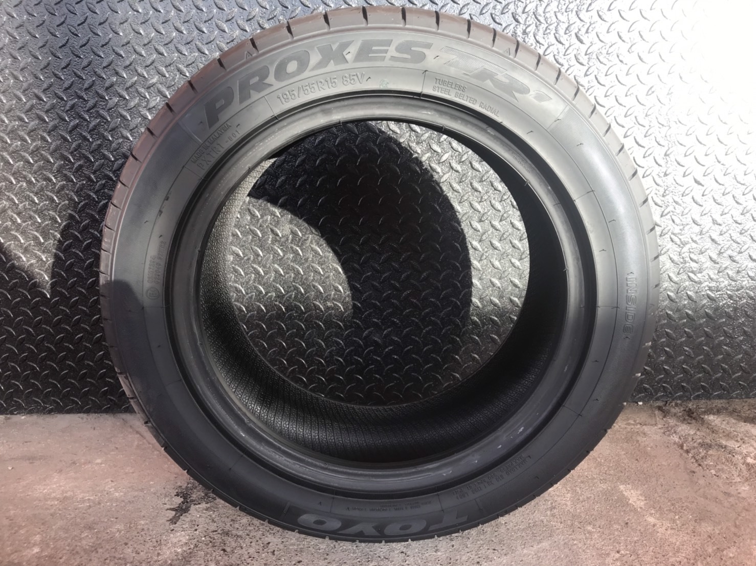 #แนะนำยางรถ #ขอบ15 #ราคาสุดคุ้ม TOYO PROXES TR1 195/55R15 ปี19 (MADE IN MALASIA)