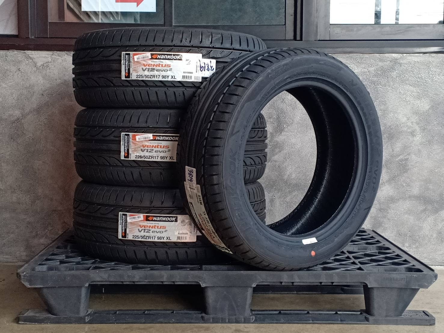 HANKOOK 225/50ZR17 VENTUS V12 EVO2 98Y XL MADE IN KOREA