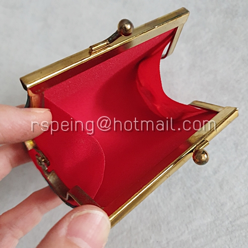 กระเป๋าผ้าไหมจีน ใส่เหรียญ สีเทอร์ควอยซ์ ลายผีเสื้อ