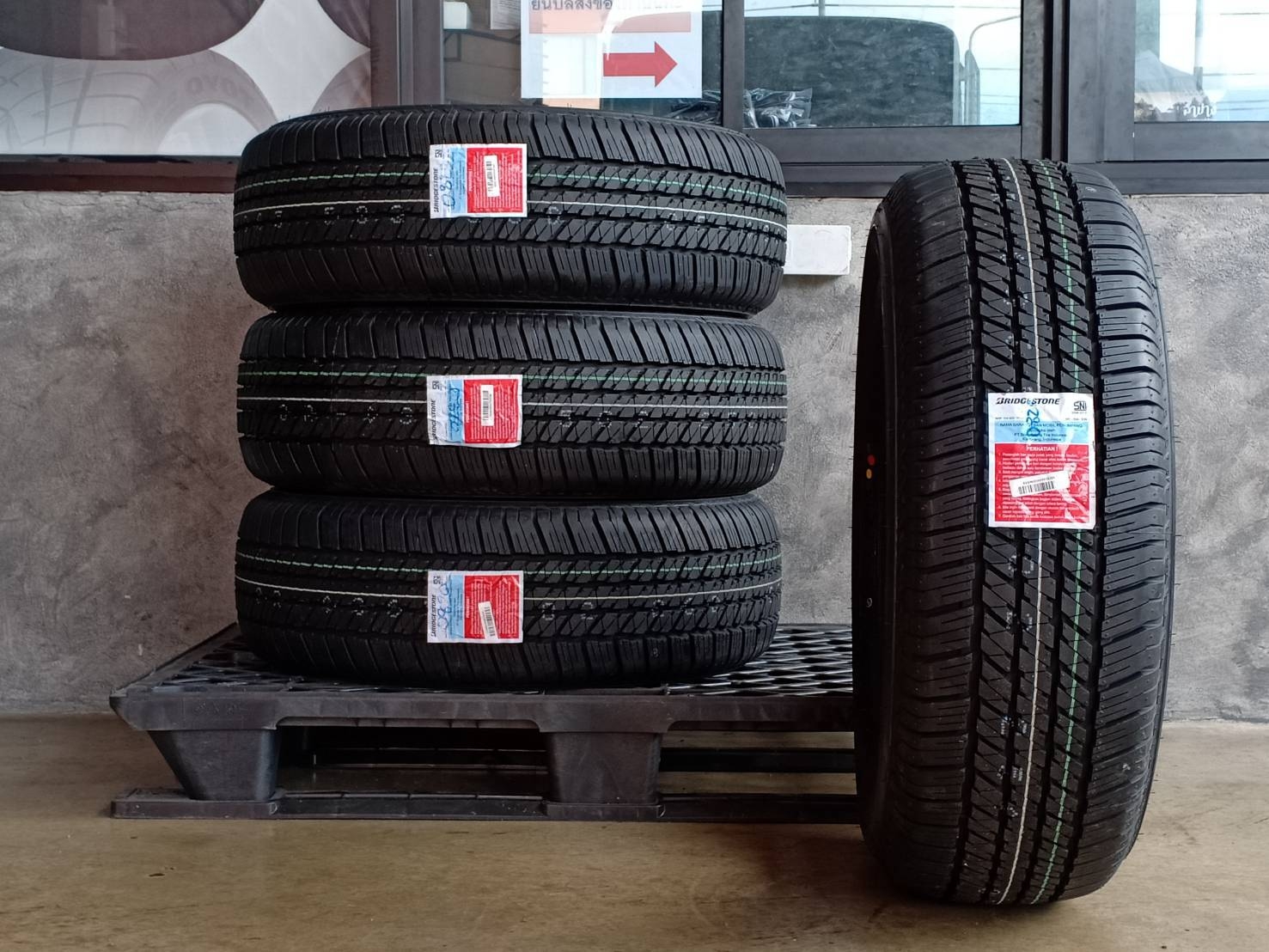 BRIDGESTONE 265/60R18 DUELER 684II 110H MADE IN INIDONESIA