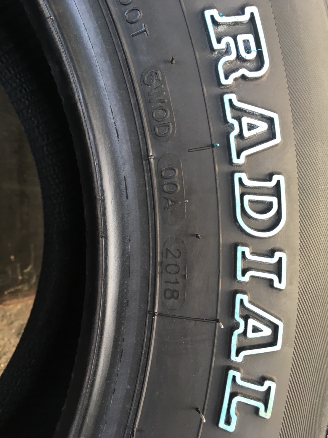 GT SAVERO HT2 265/60-18 เส้น 2900 ปี18 ปกติ 3500