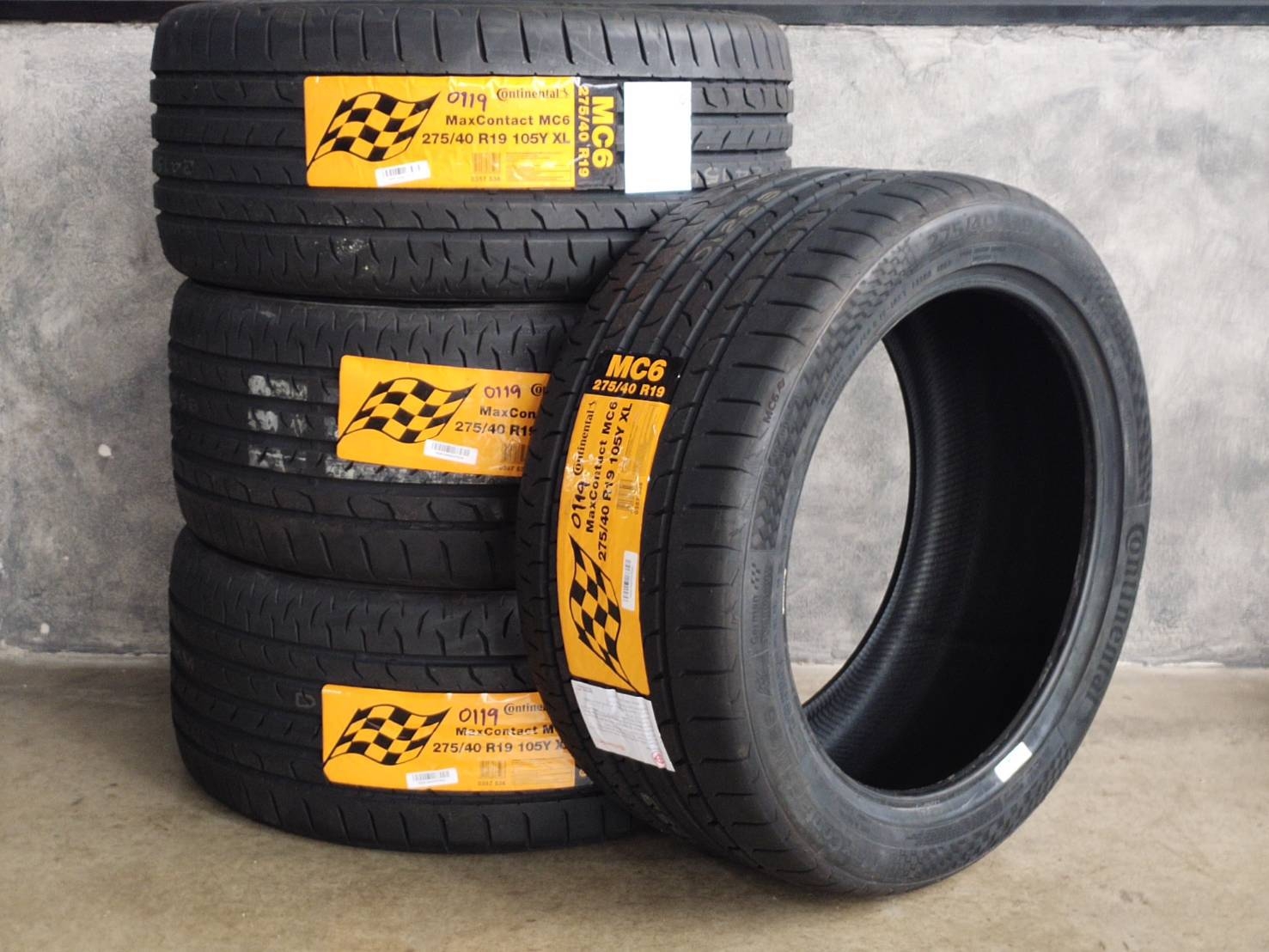 CONTINENTAL MAXCONTAC MC6 275/40R19