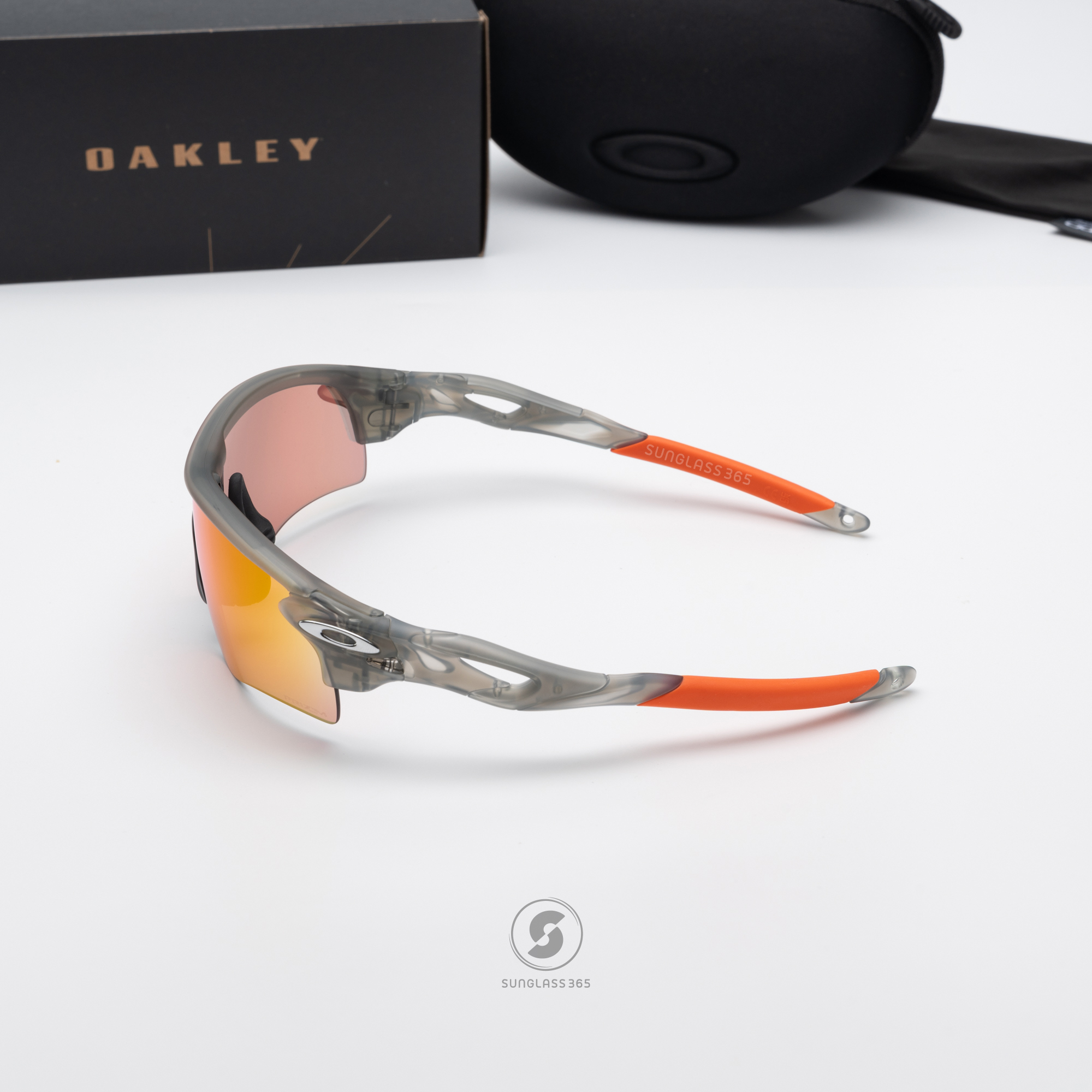 Oakley OO9206-95 RADARLOCK PATH Prizm Ruby Matte Grey Ink Prizm Trail Torch