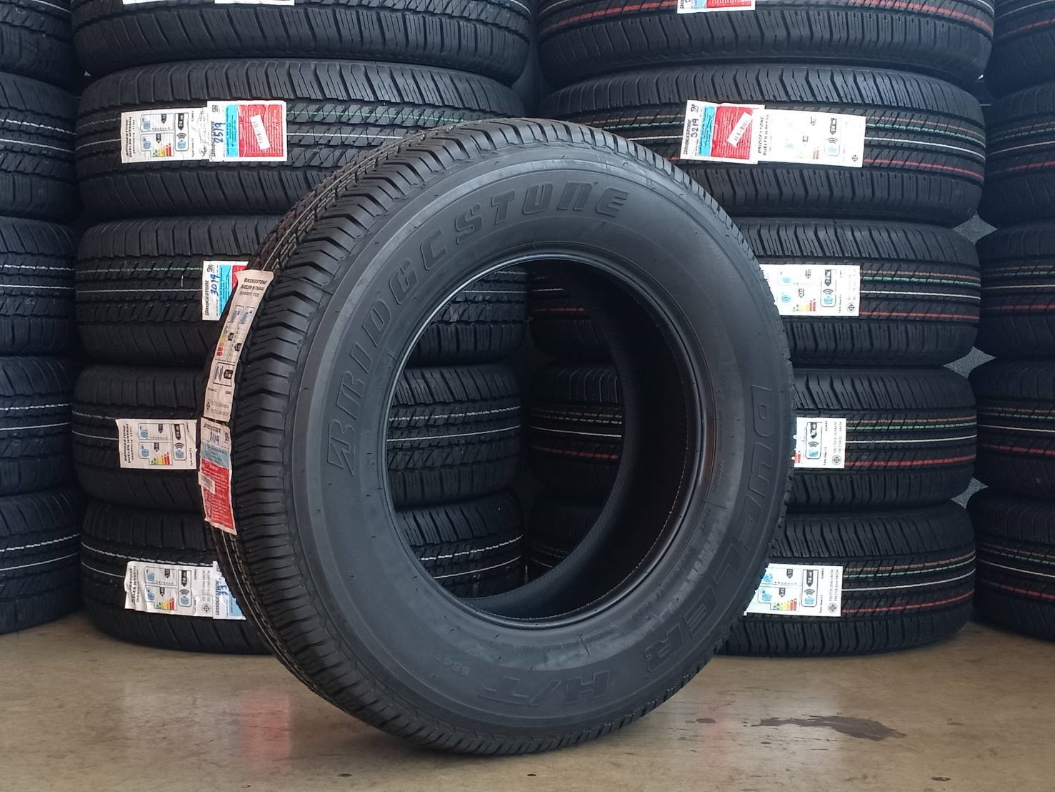 BRIDGESTONE DUELER HT684II 265/65-17 ปี19 ราคาใหม่ ถูกกว่าเดิม