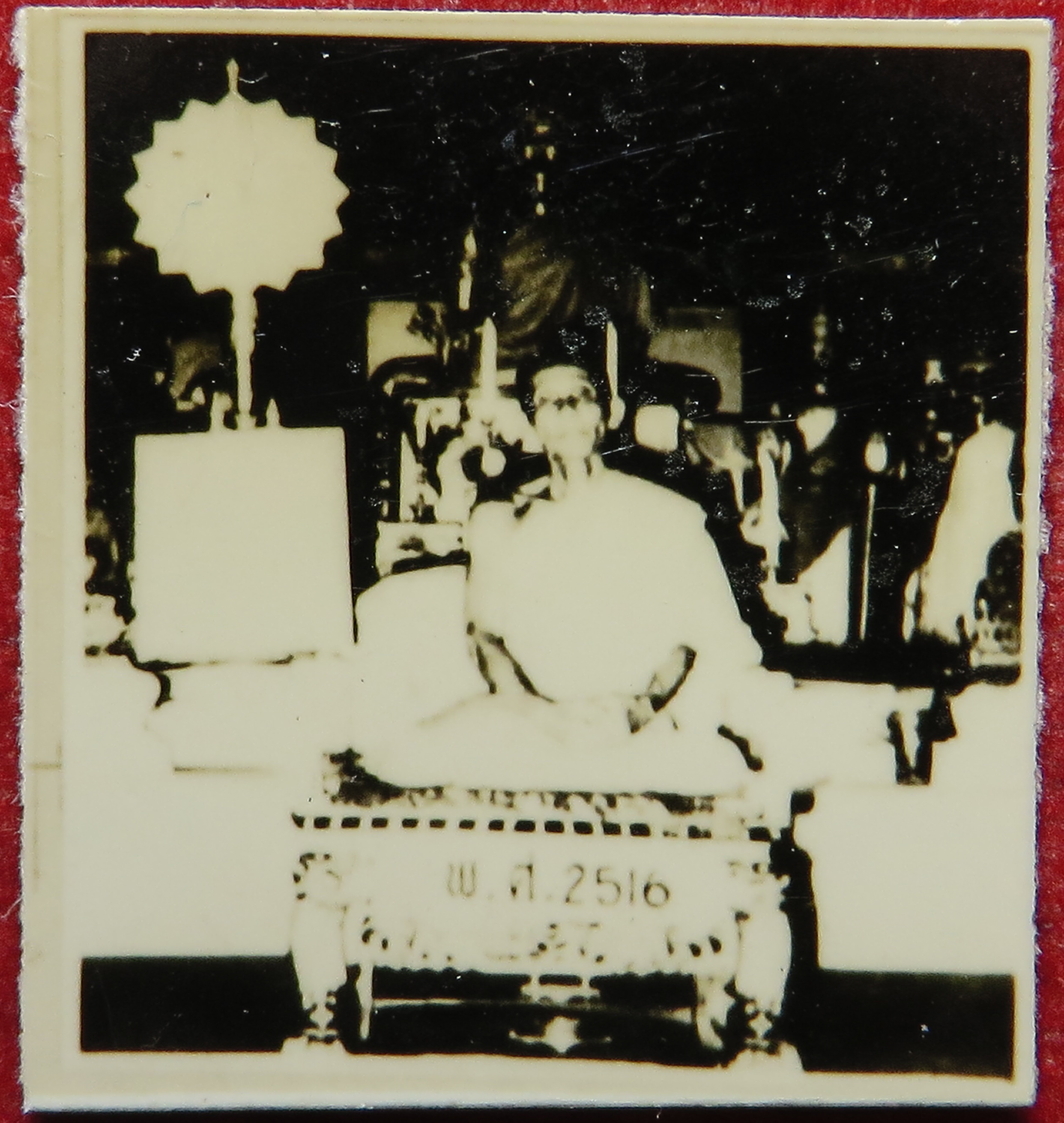 1865 (26) รูปถ่าย ผิวปรอท หลวงพ่อรัตน์ วัดบางบำหรุ จังหวัดกรุงเทพ ปี พ.ศ.2516 (หายาก) รูปจริง ผิวปรอท วิ่งเล่นแสงแวววาว (ส่งฟรี ทั่วประเทศ + รับประกัน พระแท้)