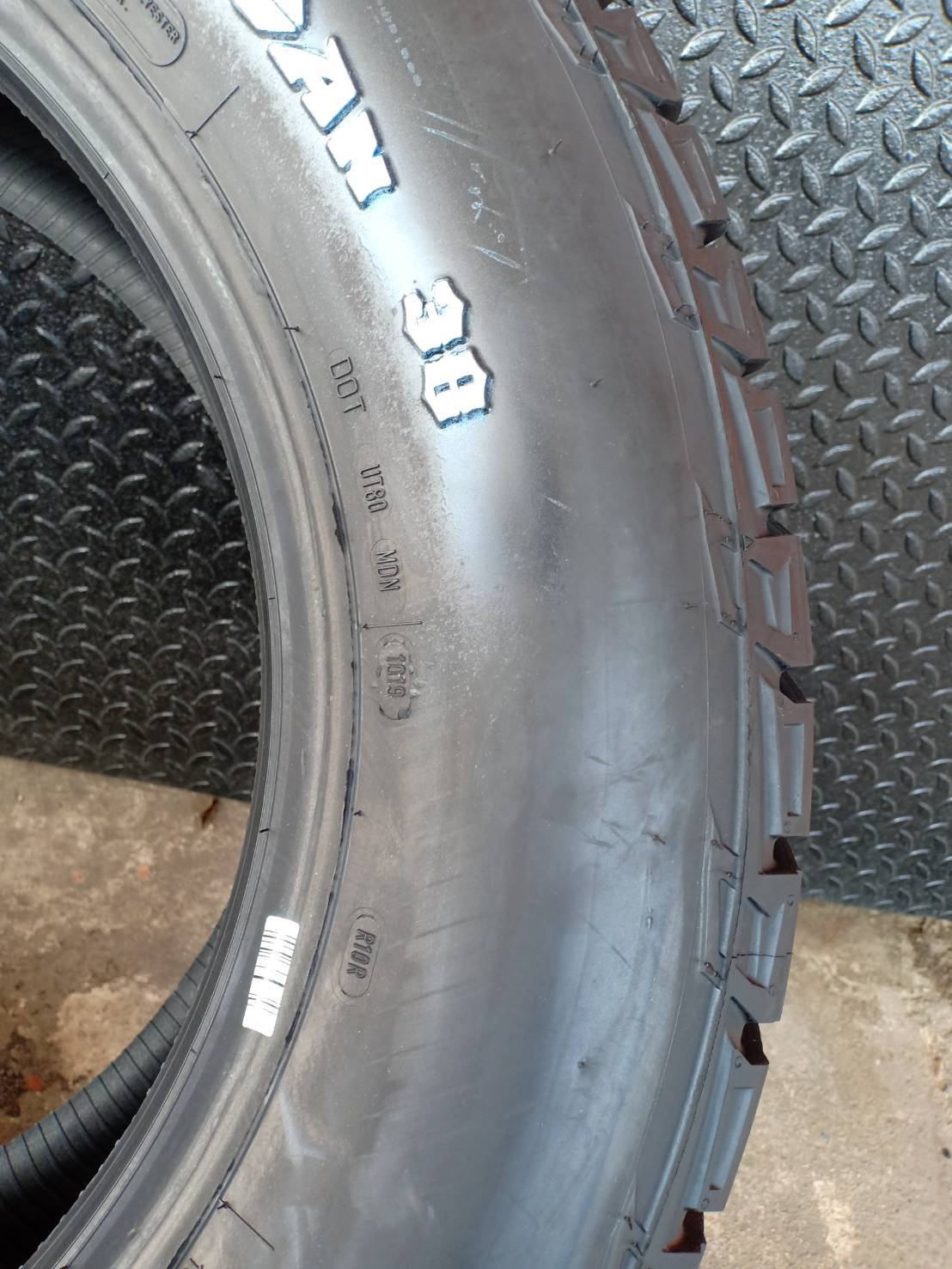 #แนะนำยางรถ #ขอบ18 #ราคาสุดคุ้ม #รถกระบะสายลุย MICKEY THOMPSON DEEGAN 38AT 265/60R18 ปี19 (MADE IN U.S.A)