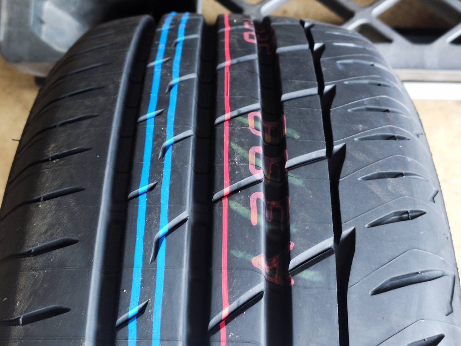 BRIDGESTONE 195/50R15 82W RE004