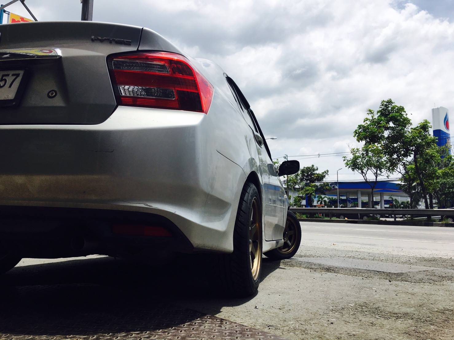 ATREZZO R01 195/50-15 เส้น 1500 บาท 4เส้น ลดอีก