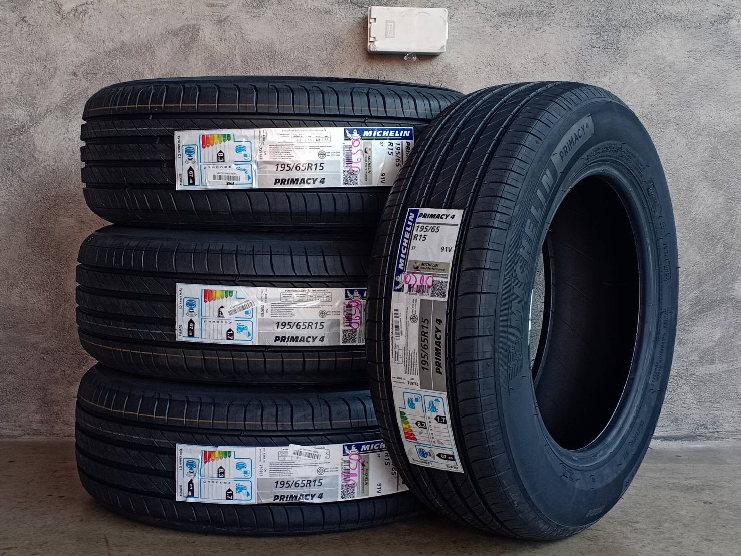 MICHELIN 195/65R15 PRIMACY 4ST 91V MADE IN THAILAND