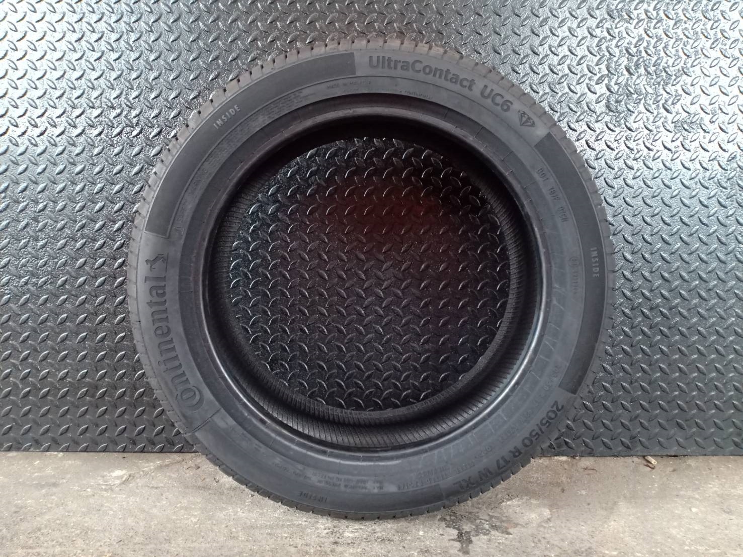 ยางเข้าใหม่ ลดราคา CONTINENTAL UC6 205/50R17 93W Y19