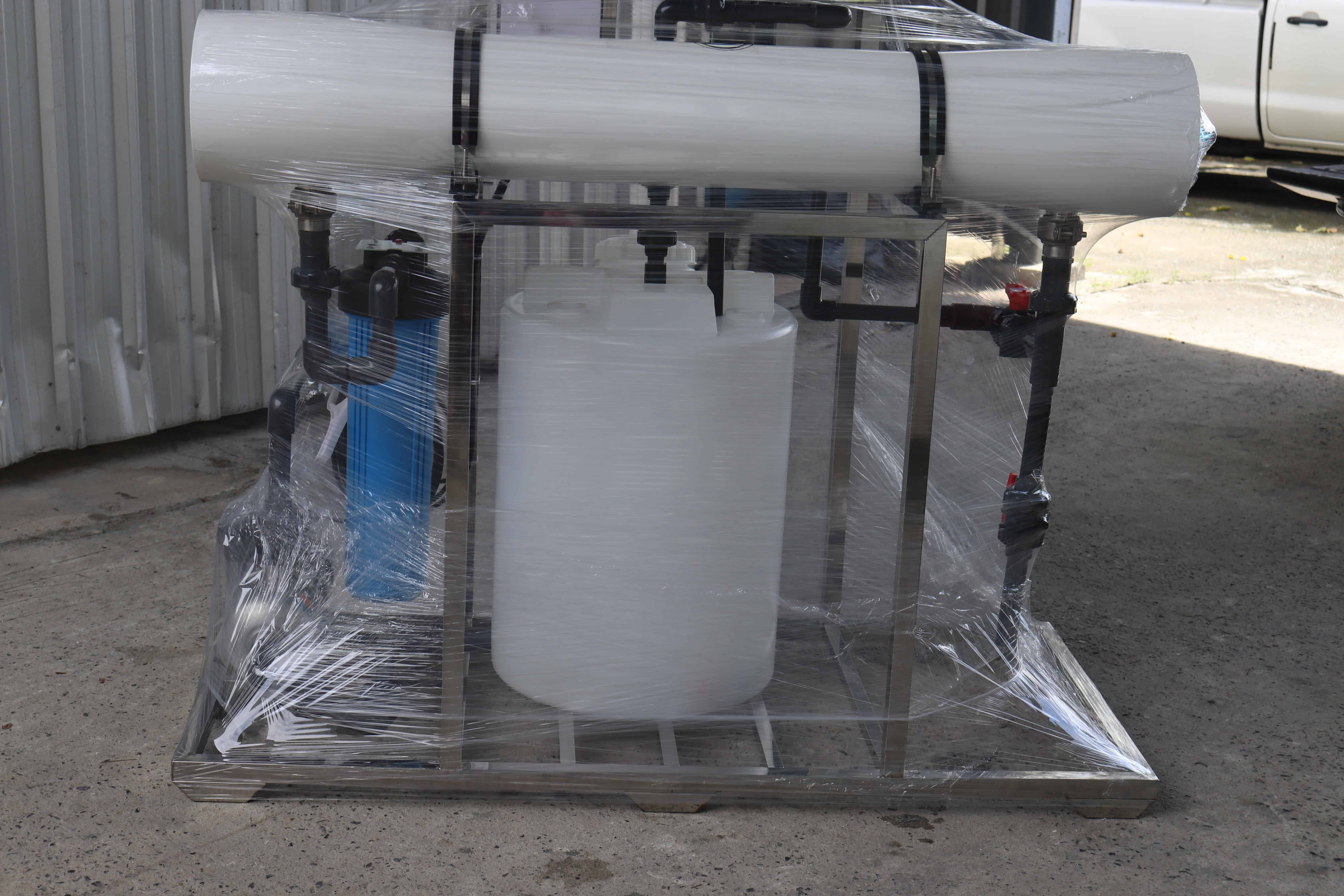 เครื่องล้างไส้เมมเบรนRO8040