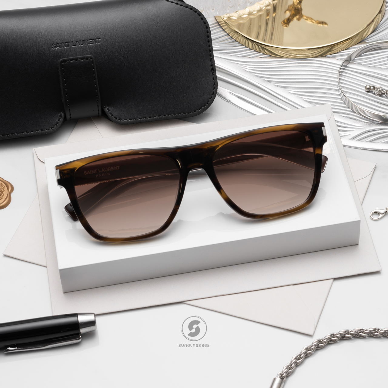 แว่นกันแดด YVES SAINT LAURENT SL619 005