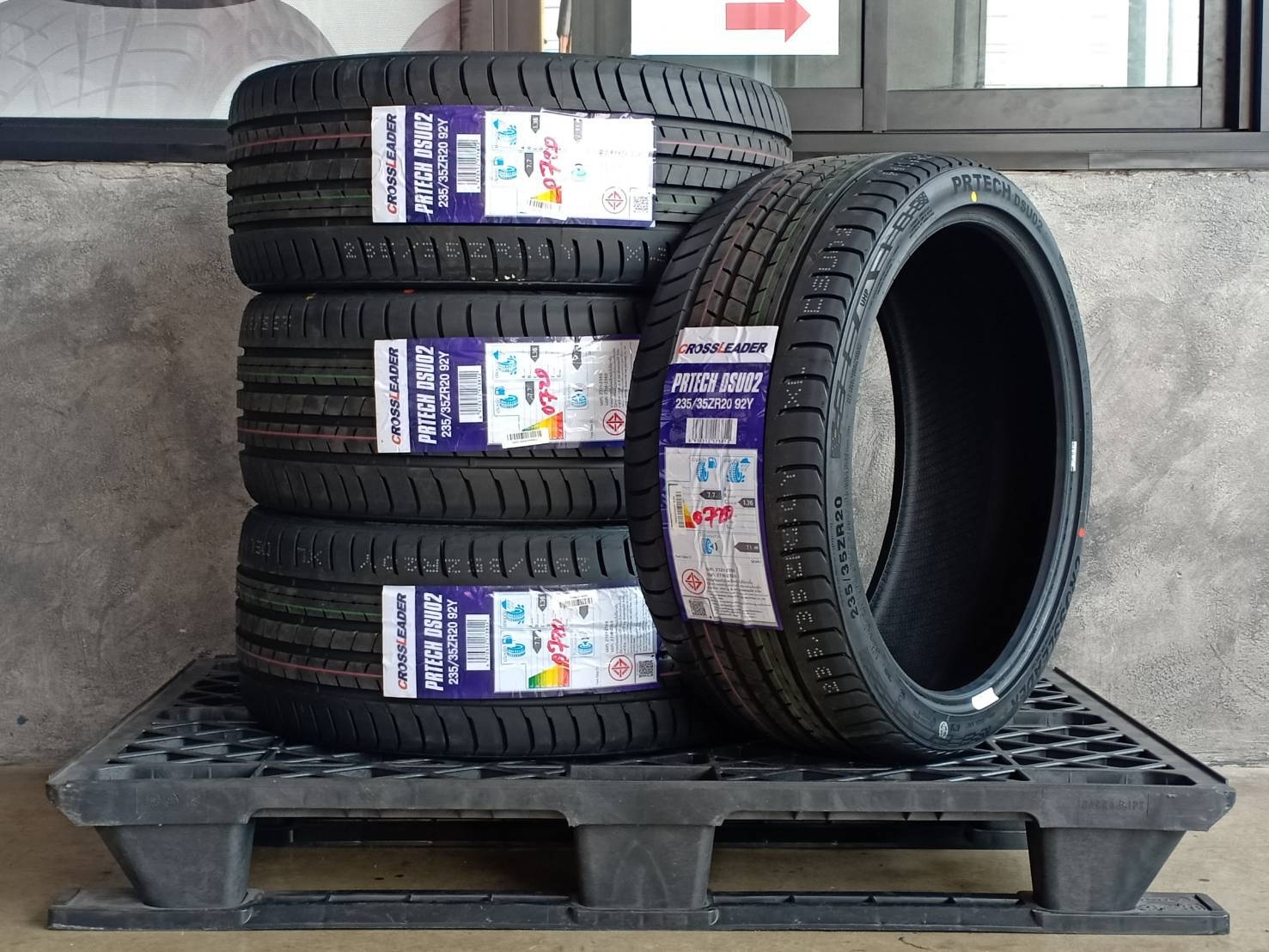 CROSSLEADER PRTECH DSU02 235/35ZR20 ปี20