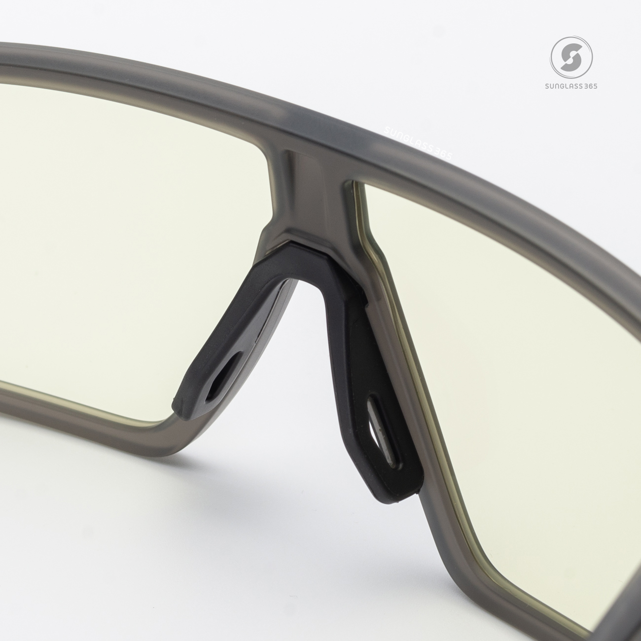 OAKLEY Helux OO9285-02 Matte Grey Smoke Prizm Gaming 2.0